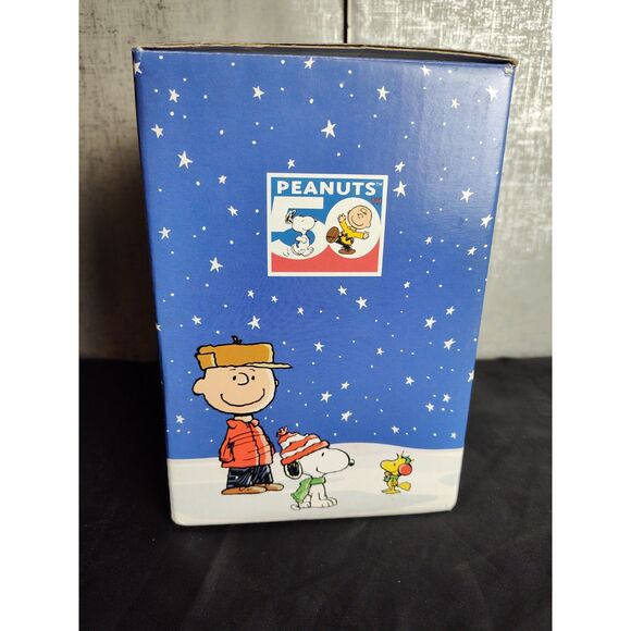 Hallmark Peanuts 50th Anniversary Musical Snow Globe - Picture 4 of 7